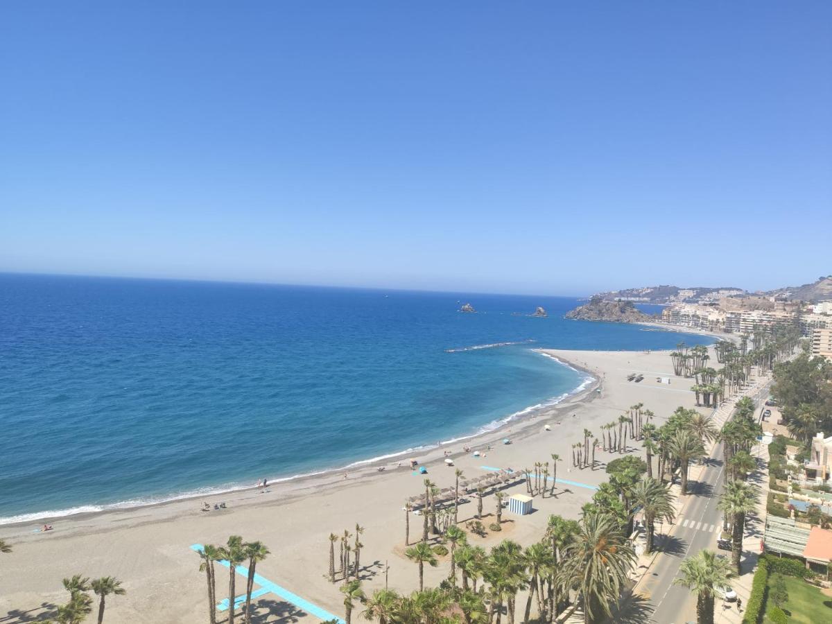 Apartamento Tropicana 1° Linea 阿尔姆尼卡 外观 照片