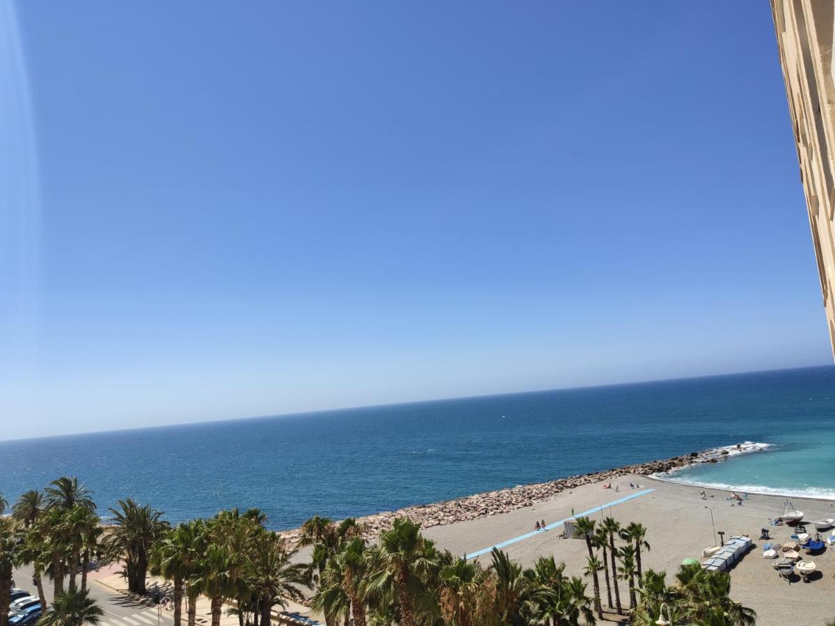 Apartamento Tropicana 1° Linea 阿尔姆尼卡 外观 照片