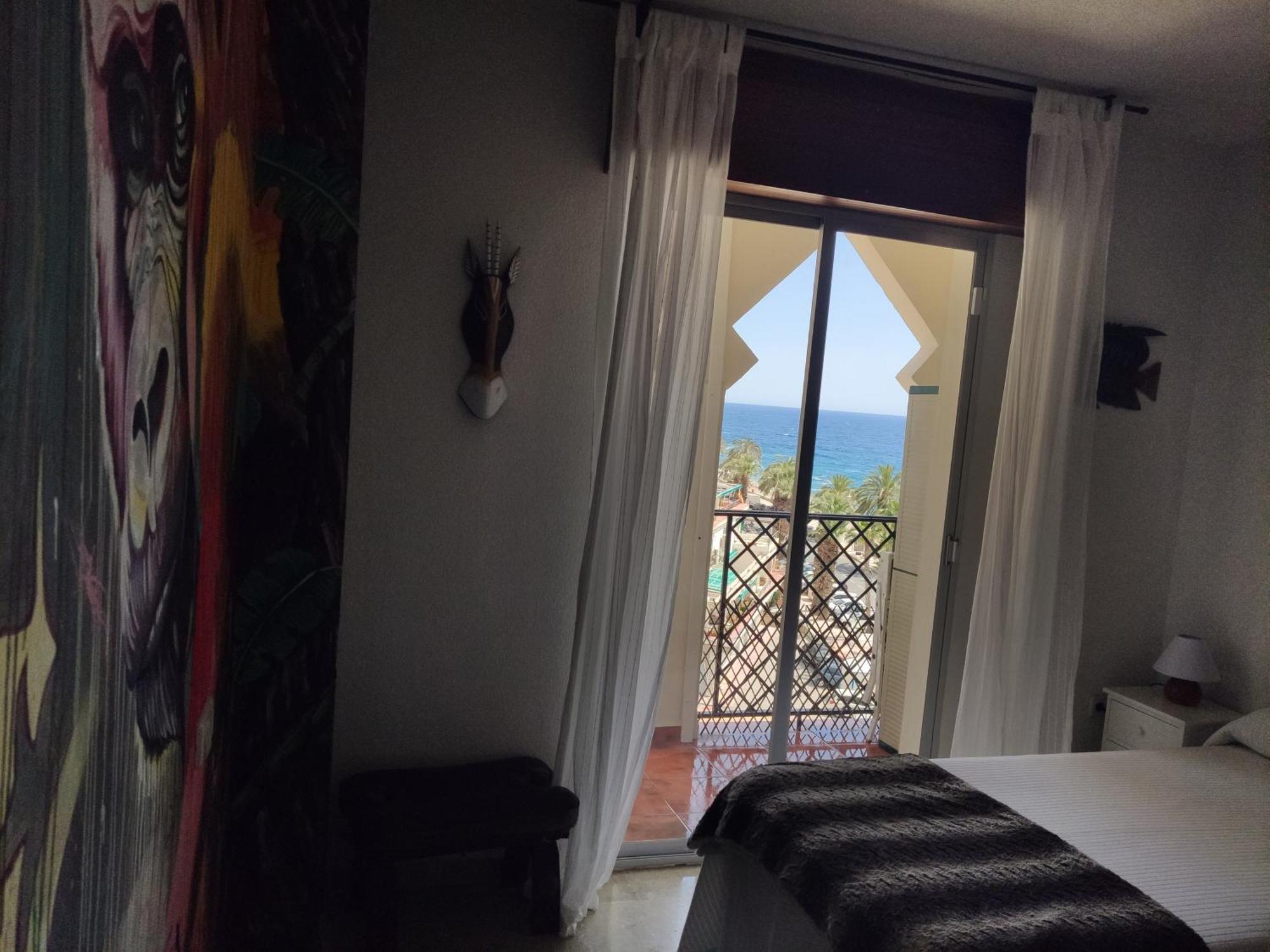 Apartamento Tropicana 1° Linea 阿尔姆尼卡 外观 照片